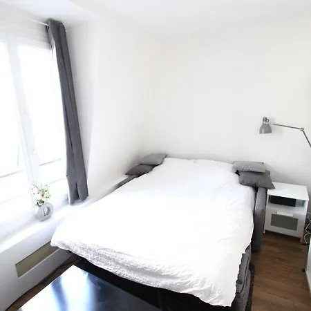 Trocadero, Rue Vineuse Apartment