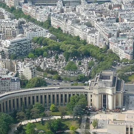 Trocadero, Rue Vineuse